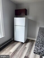 2213 W Tioga St in Philadelphia, PA - Building Photo