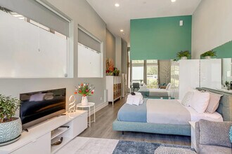 3821 34th Ave W in Seattle, WA - Building Photo - Building Photo