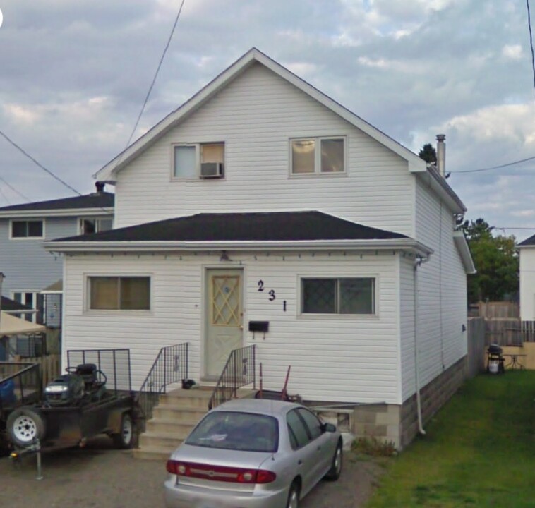 231 Elm St N in Timmins, ON - Building Photo