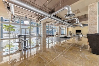 690 SW 1st Ct, Unit 1834 in Miami, FL - Building Photo - Building Photo