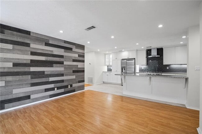 2110 Augusta Dr