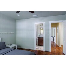 250 NE 48th St in Miami, FL - Building Photo - Building Photo