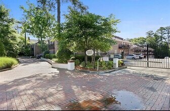 3675 Peachtree Rd NE in Atlanta, GA - Building Photo - Building Photo