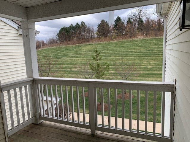 2327 Silverstone Dr in Carpentersville, IL - Building Photo - Building Photo