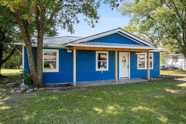 445 Canal St in Quinlan, TX - Building Photo - Building Photo