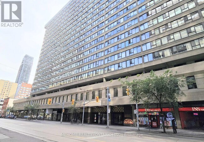 45 Carlton St. in Toronto, ON - Building Photo - Building Photo