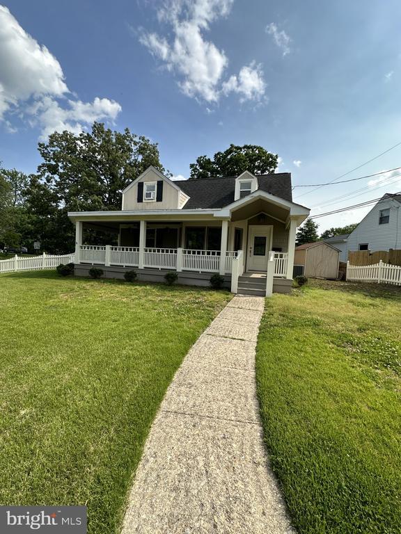 property at 2107 Belle View Blvd
