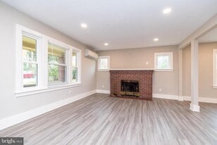 343 Pawlings Rd in Phoenixville, PA - Building Photo