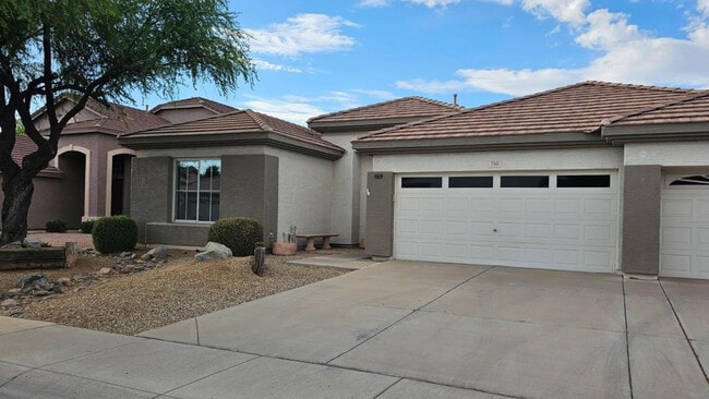 property at 790 W Cherrywood Dr