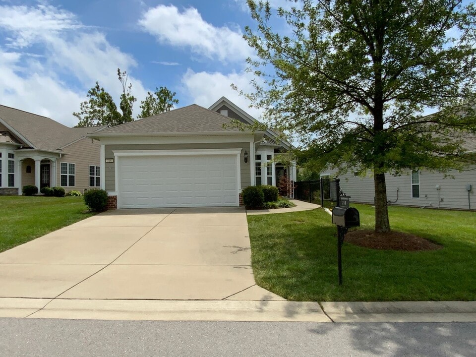 218 Salient Ln in Mount Juliet, TN - Building Photo