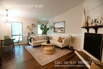 3485 Hope Valley Rd in Durham, NC - Building Photo - Building Photo