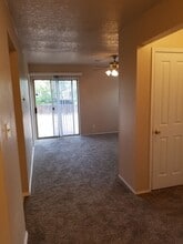 980 Charles Dr NE in Rio Rancho, NM - Building Photo - Building Photo