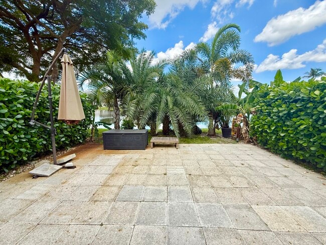 9190 Boca Gardens Pkwy in Boca Raton, FL - Building Photo - Building Photo