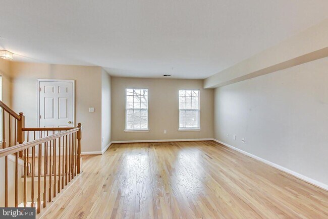 19922 Crystal Rock Dr in Germantown, MD - Building Photo - Building Photo