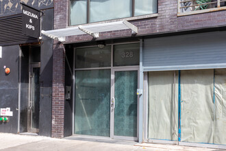 328 Grand St in New York, NY - Building Photo - Building Photo