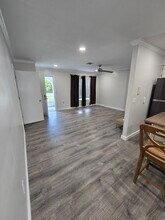 1535 Queen Rd in Venice, FL - Building Photo - Building Photo