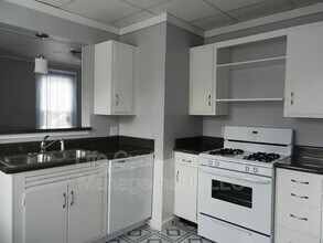 18 Indiana Ave SW in Grand Rapids, MI - Building Photo - Building Photo