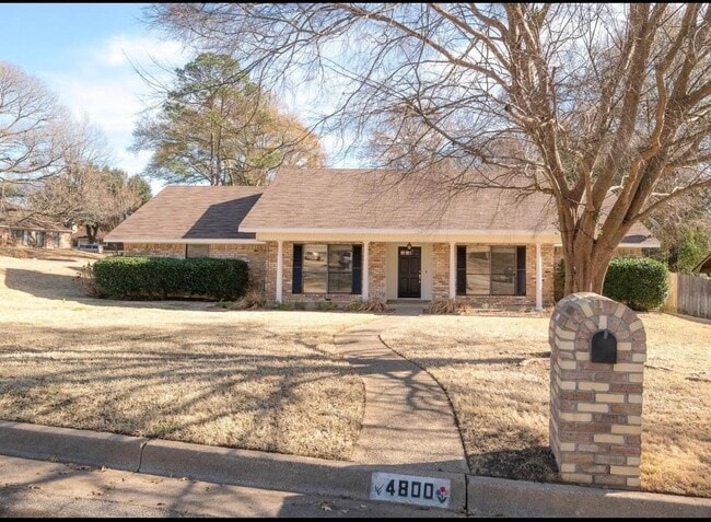 4800 Gretna Green Ln
