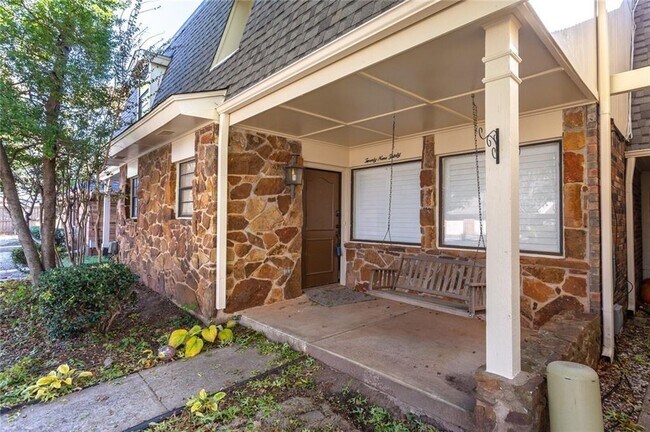2930 Colonial Ln in Edmond, OK - Building Photo - Building Photo