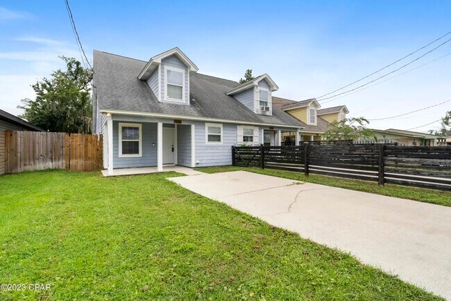 property at 1312 Minnesota Ave