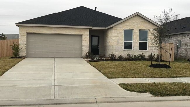 property at 421 Robin Ct