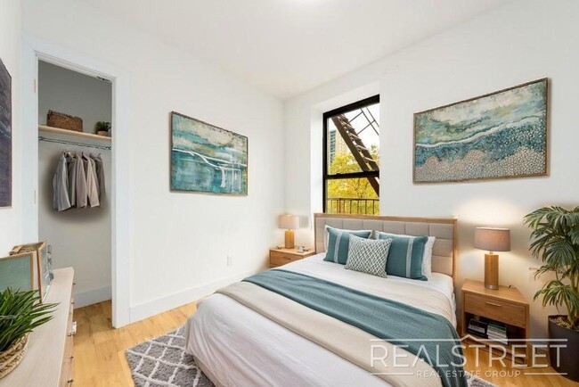 DEKALB AVENUE in Brooklyn, NY - Foto de edificio - Building Photo