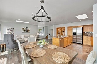 2260 Del Mar Scenic Pkwy in Del Mar, CA - Building Photo - Building Photo