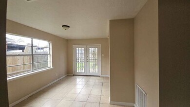 8715 Valley Ledge Dr in Houston, TX - Building Photo - Building Photo