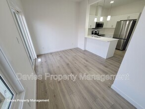 2710-2766 66 St SW in Edmonton, AB - Building Photo - Building Photo