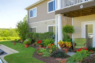 The Summit At Osage in Osage Beach, MO - Building Photo - Building Photo