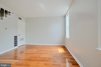 2310 Boston St in Baltimore, MD - Building Photo - Building Photo