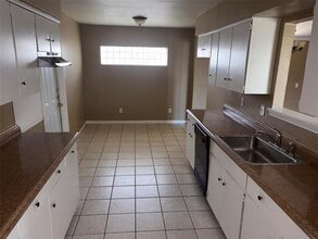 2721 Canary Cir in Mesquite, TX - Building Photo - Building Photo