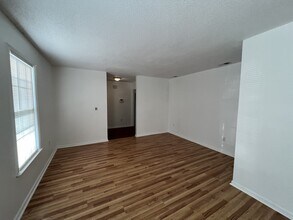 1222 Hampton Dr in Summerville, SC - Building Photo - Building Photo