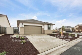 104 Annotto St in El Dorado Hills, CA - Building Photo - Building Photo