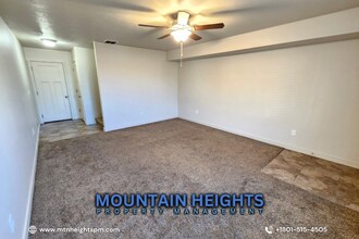 14397 S Oakfield Way in Riverton, UT - Building Photo - Building Photo