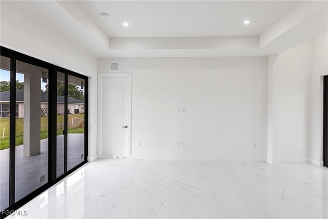 property at 2502 East 10th Street
