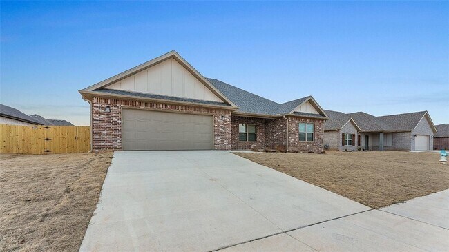 123 N Banner Ave in Farmington, AR - Building Photo - Building Photo