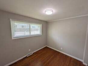 9935 Ashmont Dr in St. Louis, MO - Building Photo - Building Photo