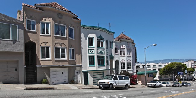 672-674 Bay St in San Francisco, CA - Building Photo - Building Photo