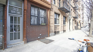 312 S 3rd St in Brooklyn, NY - Building Photo - Building Photo