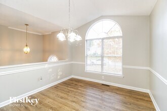 3915 Landover Dr in High Point, NC - Building Photo - Building Photo