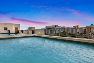 The Mile in Miami, FL - Foto de edificio - Building Photo