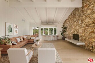 650 N Tigertail Rd in Los Angeles, CA - Building Photo - Building Photo