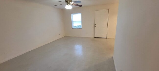 1498 William St in Leesburg, FL - Building Photo - Building Photo