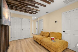 1660 Tropical Palms Cir in Kissimmee, FL - Building Photo