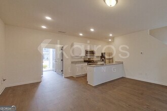 214 Long Is Dr in Euharlee, GA - Building Photo - Building Photo