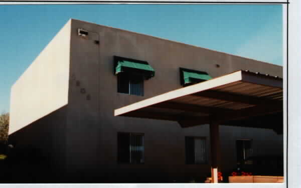 Montego Court Condominiums in Phoenix, AZ - Building Photo - Building Photo