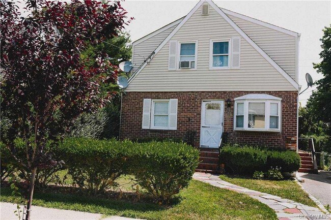 property at 53 Haven Ave