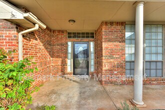 500 Loyd Ln in Moore, OK - Building Photo - Building Photo