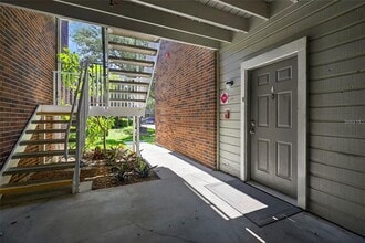 1400 Gandy Blvd N in St. Petersburg, FL - Foto de edificio - Building Photo